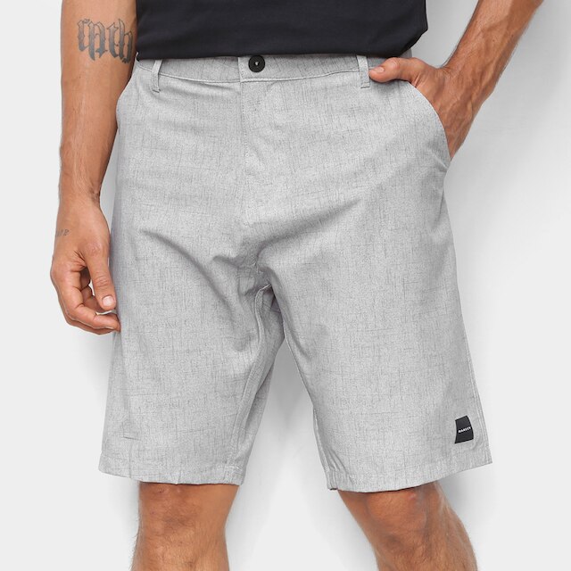 Bermuda Oakley Hybrid Masculina - Cinza Claro é boa?