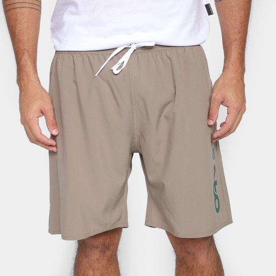 Bermuda Oakley Mark II Trunk Masculina - Kaki Menor preço em Bermuda Oakley Mark II Trunk Masculina - Kaki