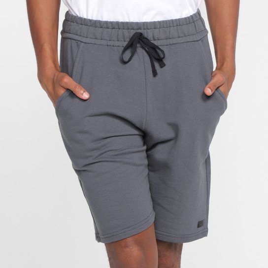 Bermuda Ultimato Casual Masculina - Chumbo Menor preço em Bermuda Ultimato Casual Masculina - Chumbo