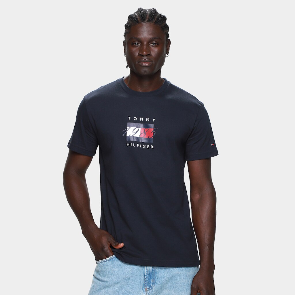 Camiseta Tommy Hilfige Linear Flag Graphic Masculina