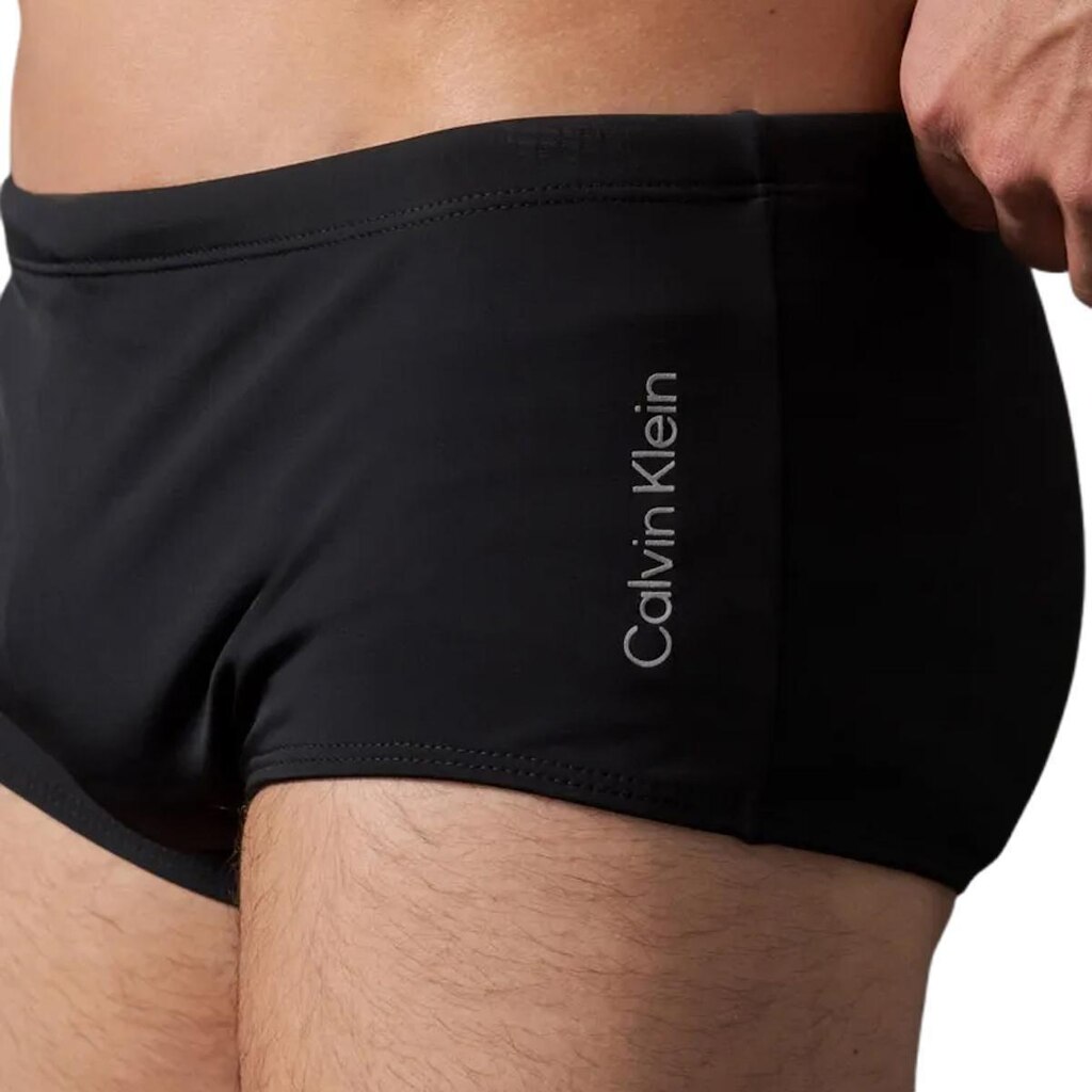 Sunga Trunk Básica Calvin Klein Preta CKSWM800