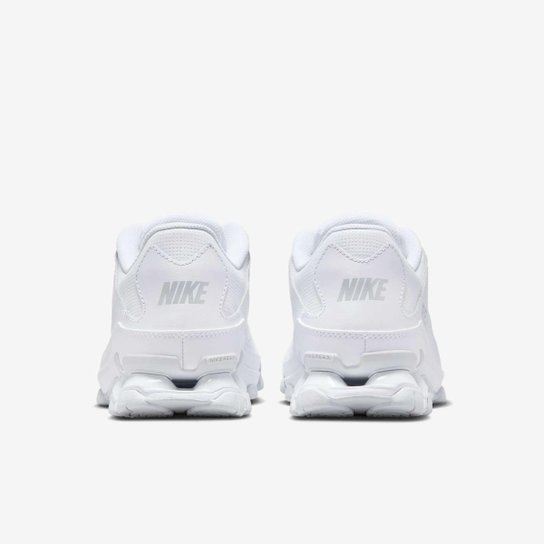 Tênis Nike Reax 8 TR Feminino