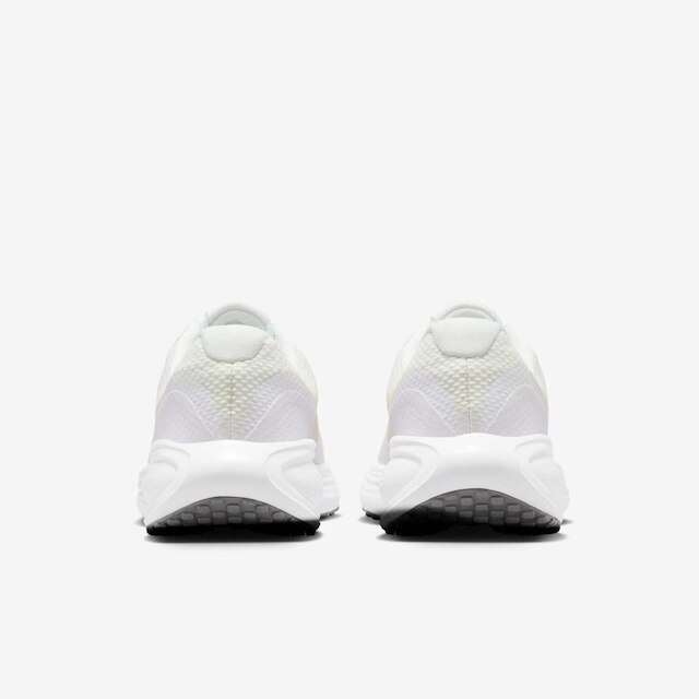 Tênis Nike Revolution 8 Feminino