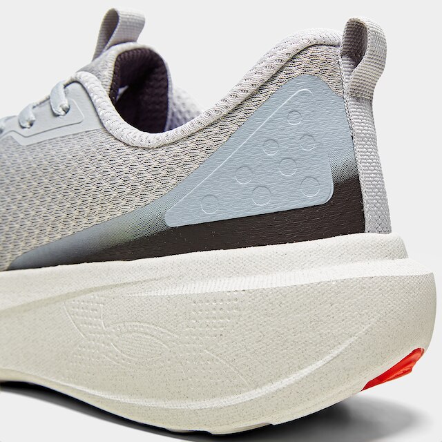Tênis Under Armour Charged Great